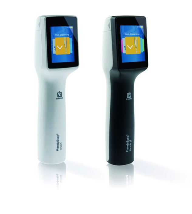 Ensemble HandyStep® touch S, DE-M, y compris bloc d’alimentation universel et support de chargement